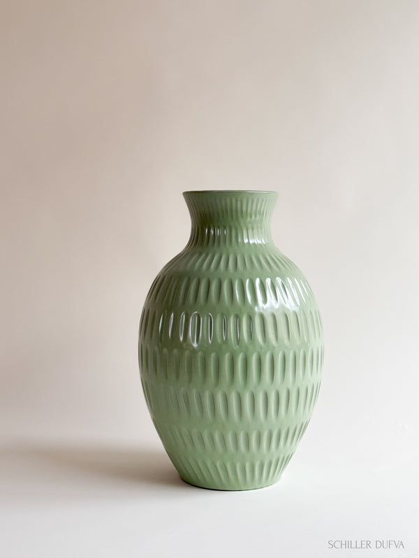 Anna-Lisa Thomson floor vase