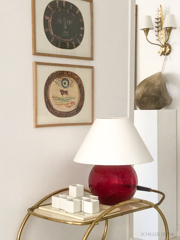 Red glass table lamp