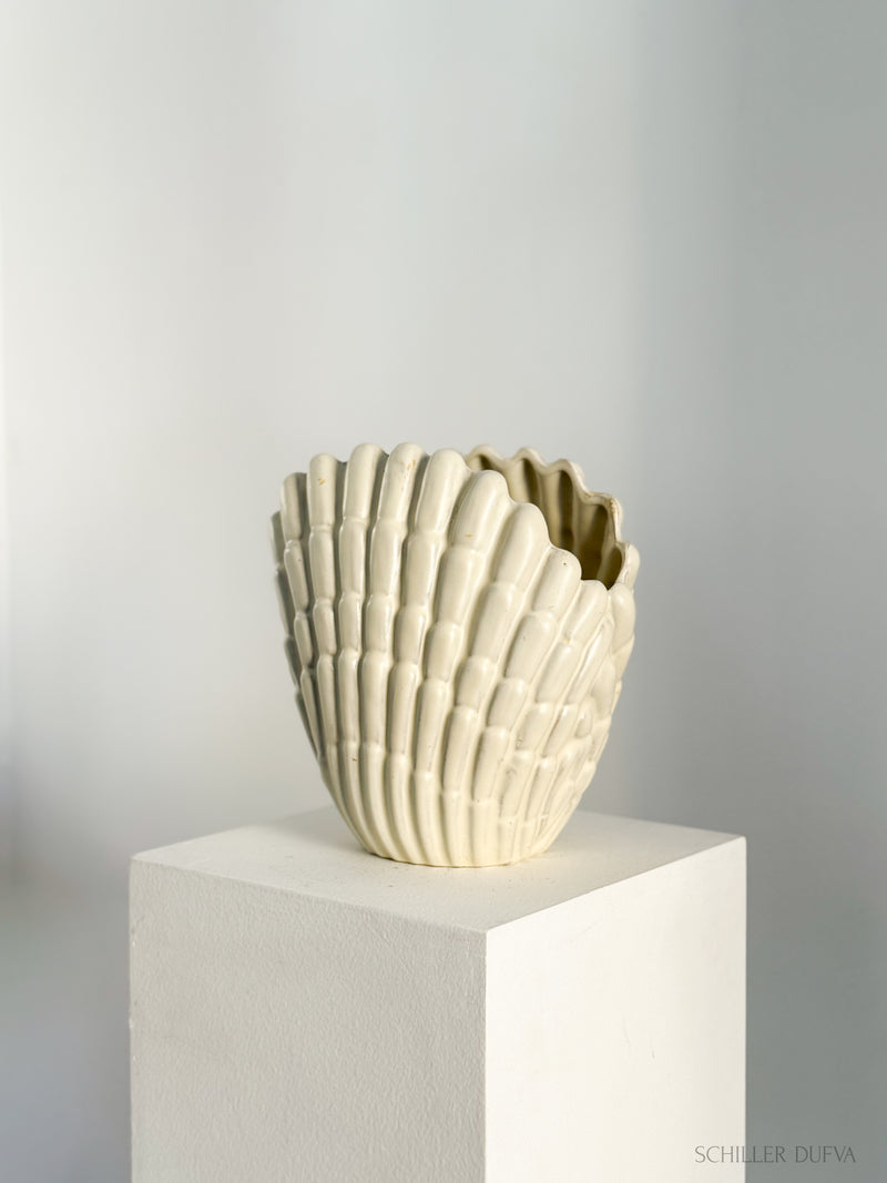 Vicke Lindstrand Large Clam Vase