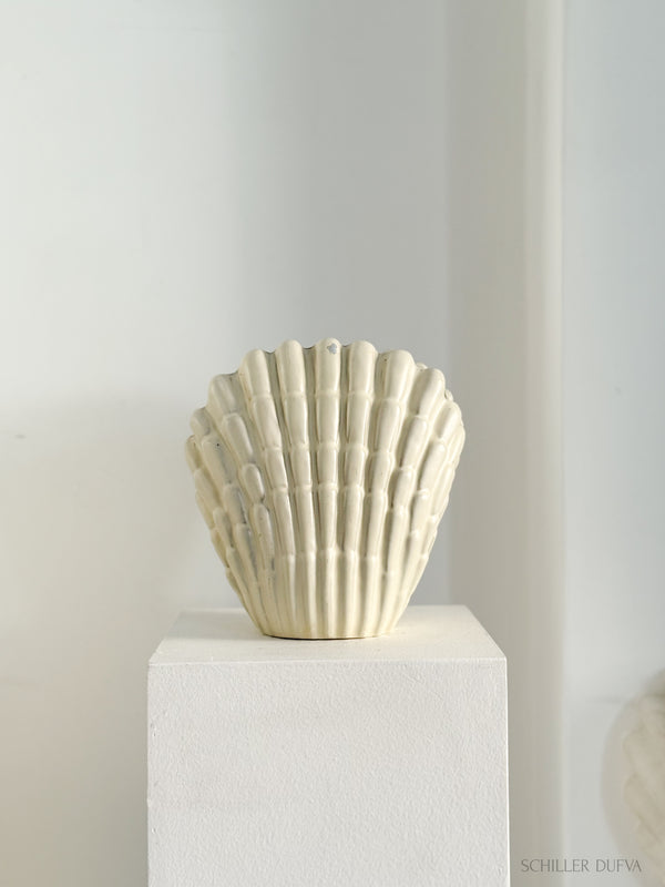 Vicke Lindstrand Large Clam Vase