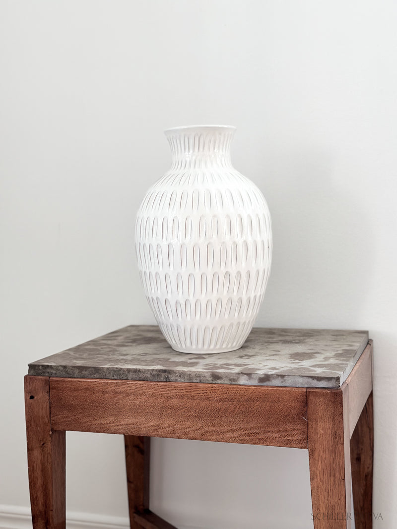 Anna-Lisa Thomson floor vase