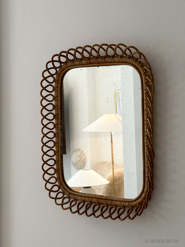 Rattan Mirror